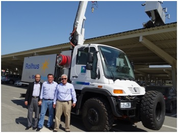 SOLAR BRIGHT provides a vehicle Rolhus to Saudi Aramco for cleaning its photovoltaic panels in Saudi Arabia