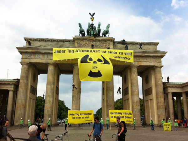 Greenpeace pide al PSOE y al PP que sigan el ejemplo de Alemania y empiecen a abandonar la energía nuclear