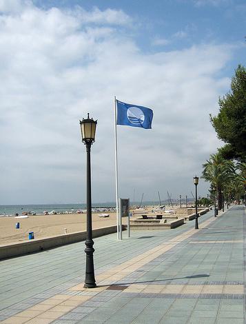 La Fundación Biodiversidad participa en la presentación de los galardones “Bandera azul 2010” a playas y puertos sostenibles de España
