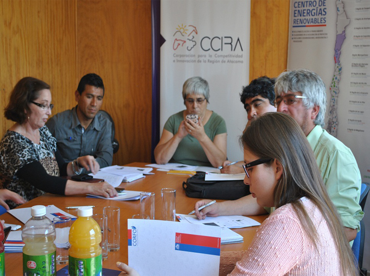 Especialista realizó talleres sobre energía solar en Chañaral y Vallenar