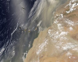 La NASA capta la tormenta de arena que azotó Canarias y cruzó el Atlántico