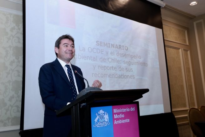 Ministro Mena: “El 70% de las medidas ambientales propuestas a Chile por la OCDE presentan avances”.