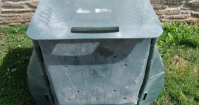 Meira se suma al programa de compostaje doméstico de Sogama