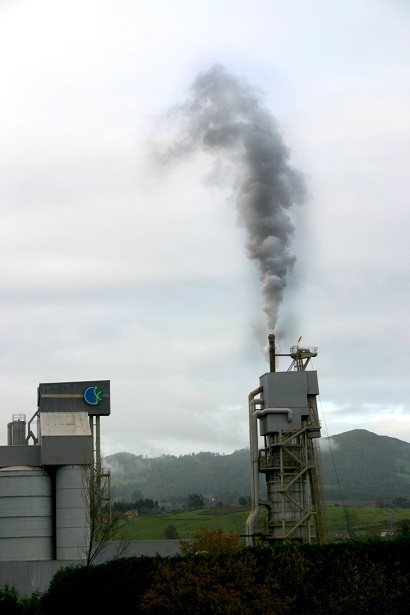 Asturias. El PSOE sigue apoyando a las empresas contaminantes hasta en funciones