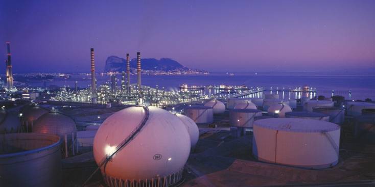 Andalucía no quiere informar sobre la calidad del aire del polo industrial del Campo de Gibraltar