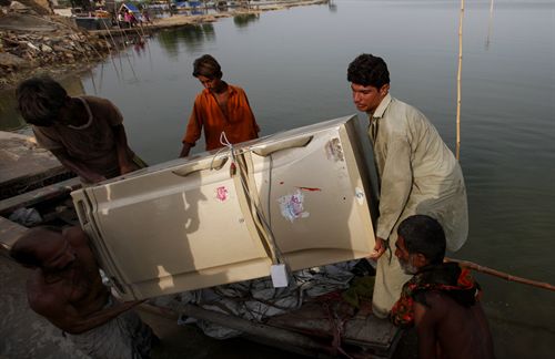 Experto destaca que el cambio climático "está precipitando cambios en nuestro sistema económico"