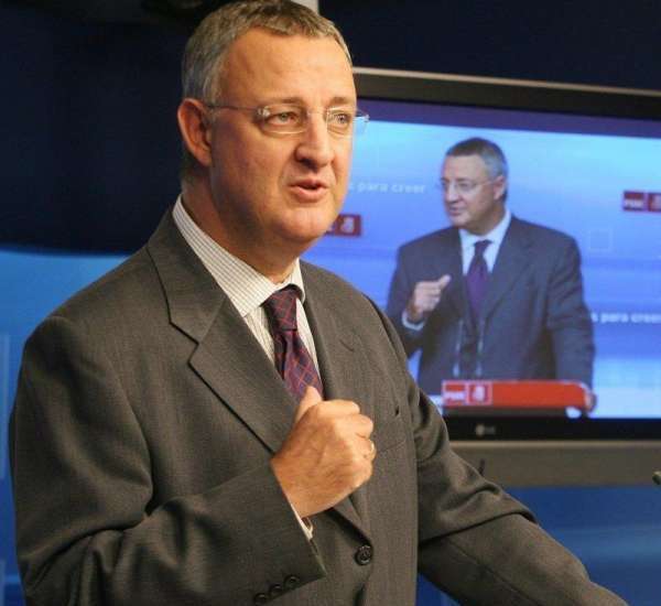 Caldera dice que España puede llegar en 2025 a tener 1