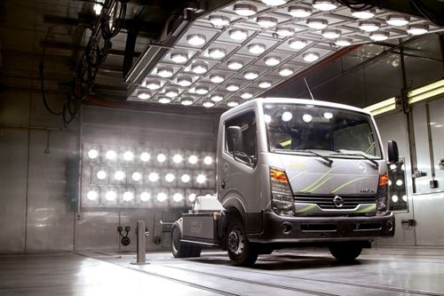 Presentan en Valencia un camión ligero eléctrico con 130 kilómetros de autonomía