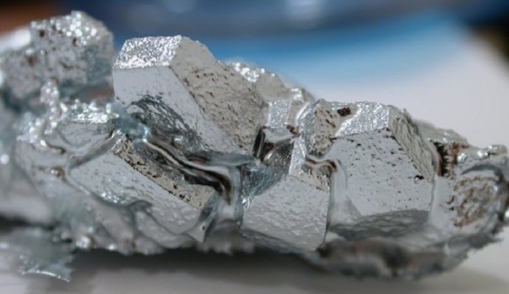 Un metal que capta CO2 y lo recicla