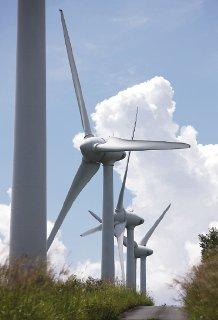 BID apoya dos parques eólicos en Uruguay