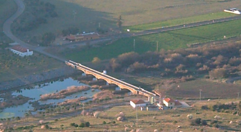 Denuncian que la CHG no respeta el caudal ecológico del río Matachel