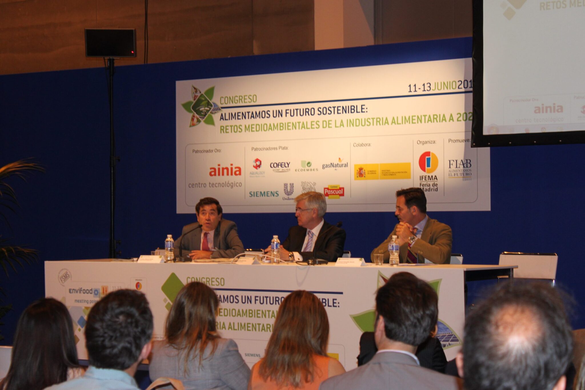 Medio Ambiente ‘apuesta’ por la producción y consumo sostenible para hacer frente a los retos ambientales de la industria alimentaria