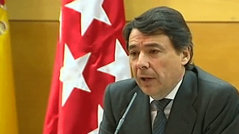 La Comunidad de Madrid multada por temeridad y ‘servilismo’ a intereses privados