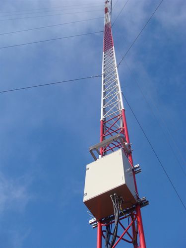 La empresa cántabra Eolicán instala las primeras antenas de medición de recurso eólico en Campoo y Valdeolea