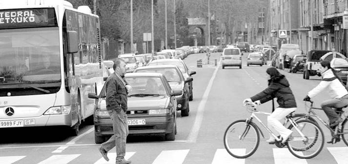 EQUO Araba apuesta por la bicicleta y rechaza que se limite su acceso al centro de Vitoria-Gasteiz