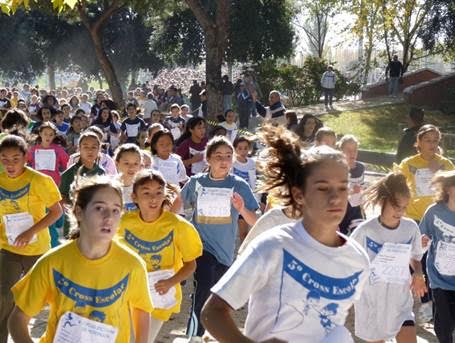 X Edición de Cross Escolar: sensibilizar a los más jóvenes del reciclado de pequeños aparatos electrónicos