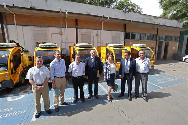 Muñoz recuerda al PP el refuerzo de la limpieza viaria y le culpa de los "problemas arrastrados" por Lipasam