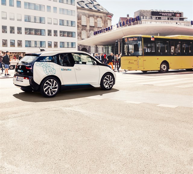 BMW contará con una flota de 550 vehículos eléctricos e híbridos enchufables en Hamburgo en 2019