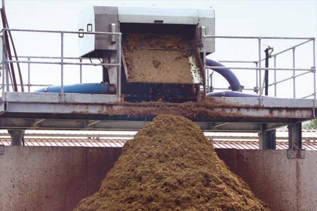 El PSOE aragonés pide un sistema planificado de transporte de purines