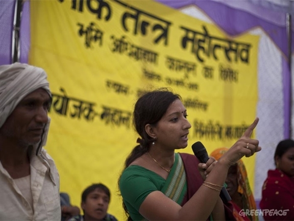 India ‘estrangula’ a la oficina local de Greenpeace