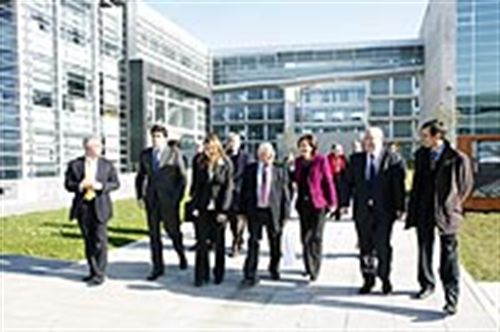 Gorostiaga explica el potencial de Cantabria en innovación y energías renovables a una delegación francesa de Nantes