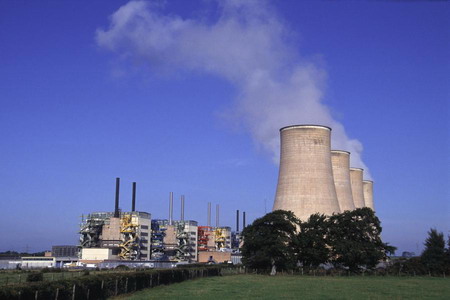 Japón podría cerrar sus reactores nucleares en abril