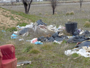 El Ayuntamiento de San Fernando de Henares ‘impasible’ ante los vertidos ilegales