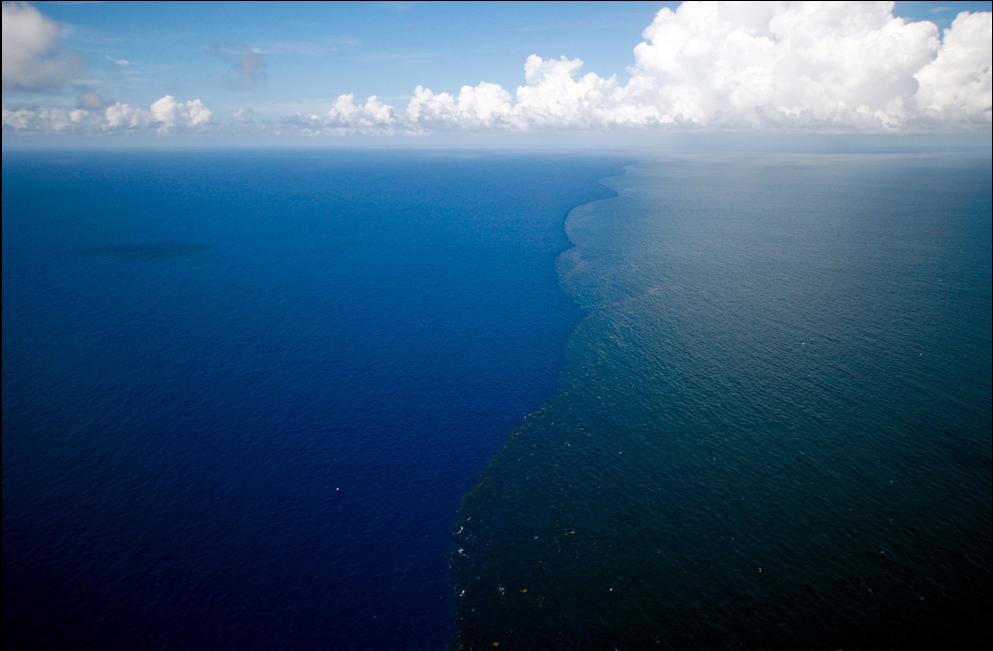 Shell admite que el vertido en el mar del Norte continúa aunque a un ritmo menor