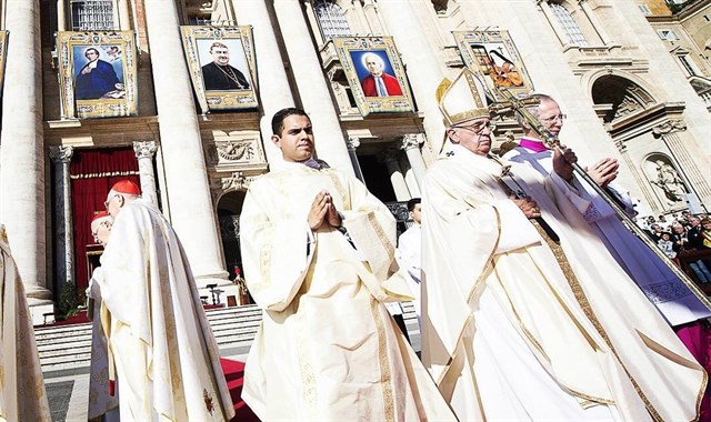 El Papa Francisco pide ‘celeridad’ para aplicar los acuerdos sobre clima