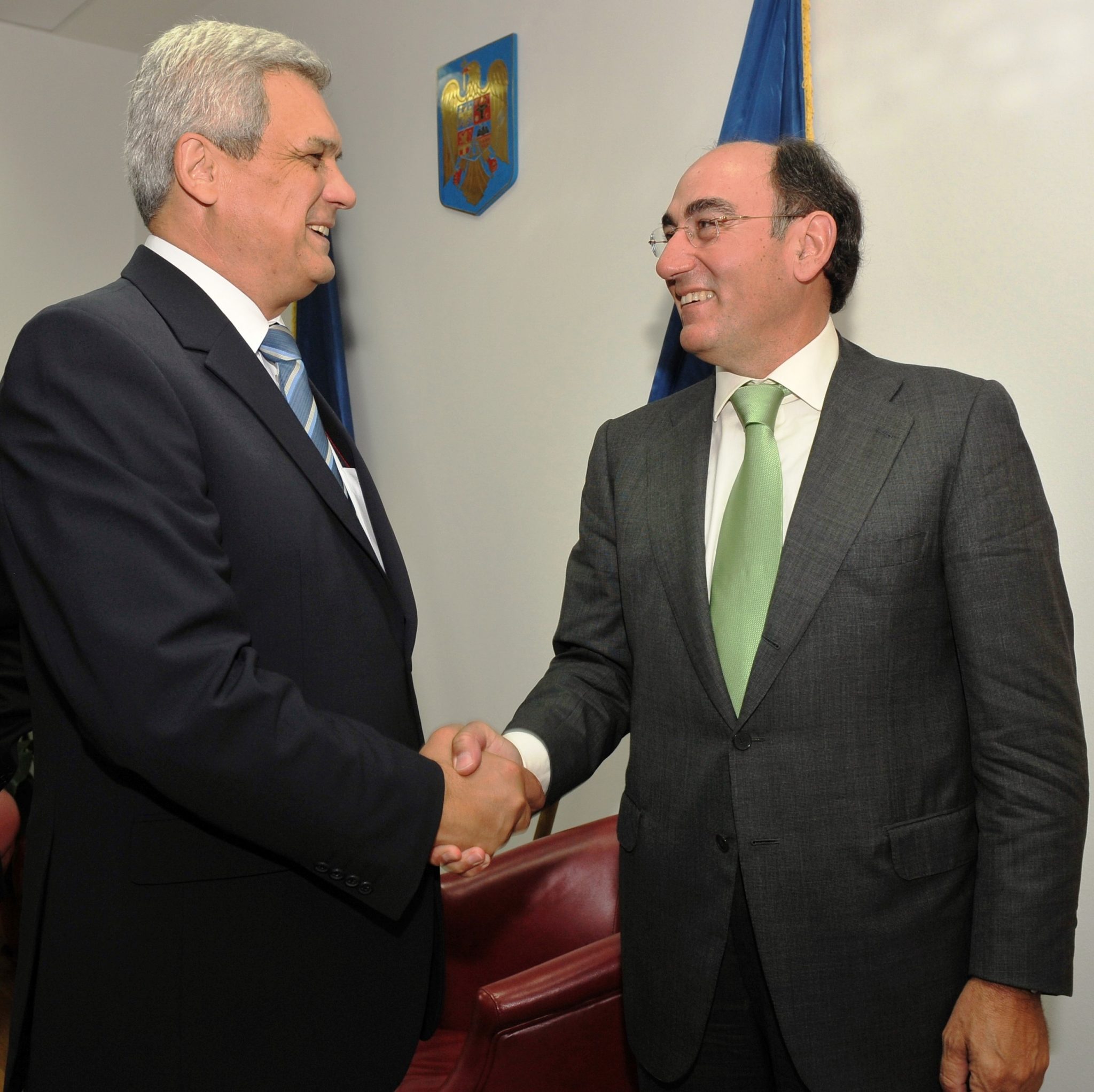 Ignacio Galán expone al ministro de economía Rumano los proyectos de Iberdrola en el país