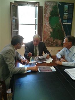 Medio Ambiente y el Parador El Saler crearán un Observatorio de Aves en la playa de La Punta (Valencia)