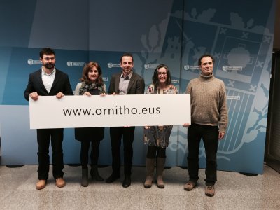 Urdaibai Bird Center presenta hoy la nueva plataforma web www.ornitho.eus