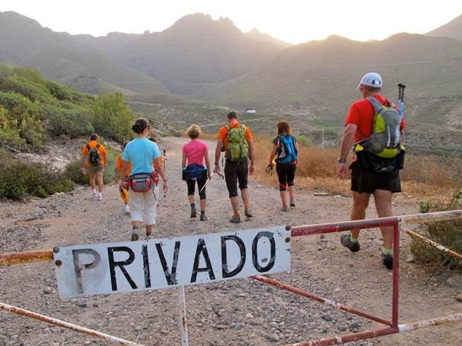 Sevilla apoya a la Ley de Senderos de Podemos