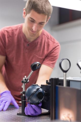 Revolucionario panel solar convierte en calor el 90% de la luz que absorbe