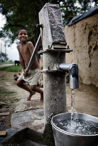 UNICEF y la OMS destacan que al menos 900 millones de personas viven sin acceso al agua potable