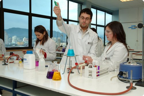 La Gripe - A amenaza o negocio