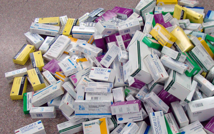 Los farmacéuticos onubenses destinan casi 900 envases de medicamentos a un proyecto solidario de Guatemala