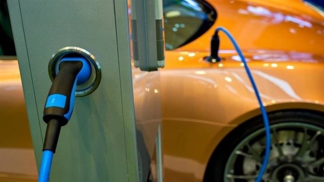 Casi la mitad de los países de la UE tiene una cuota de vehículos eléctricos del 0