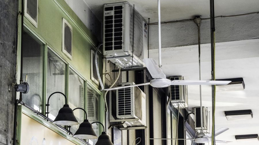 El cambio climático disparará un 6% el consumo eléctrico en España por el aire acondicionado