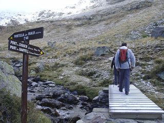 Cataluña. El IDAPA impulsará la cooperación con Andorra en materia de senderismo