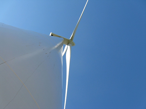 El Gobierno desmiente cambios de criterio sobre el concurso eólico y dice que el proceso "se ajusta plenamente a la ley"