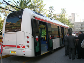 El Observatorio Metropolitano de la Movilidad debate sobre las nuevas tecnologías aplicadas al transporte público