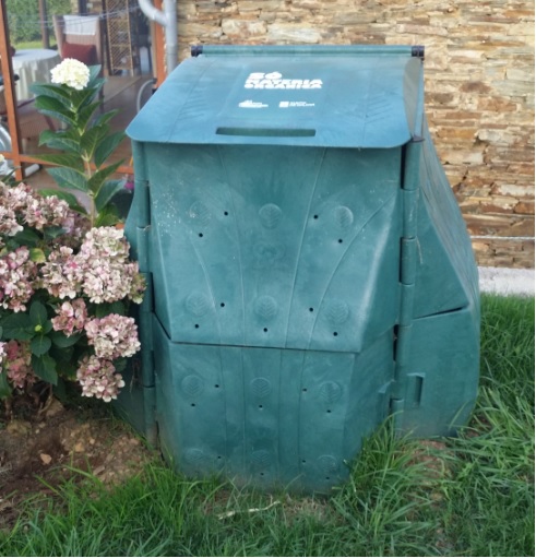 El concello de Miño (Galicia) se apunta al compostaje doméstico