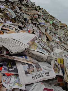 Promedio inicia una campaña informativa sobre "buenas prácticas" en la gestión del papel usado