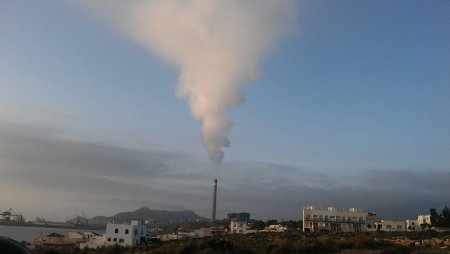 Habitantes de Carboneras indignados por la contaminación