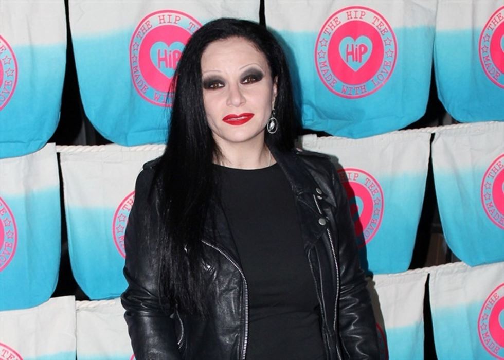 Alaska ‘se moja’ contra el Toro de La Vega