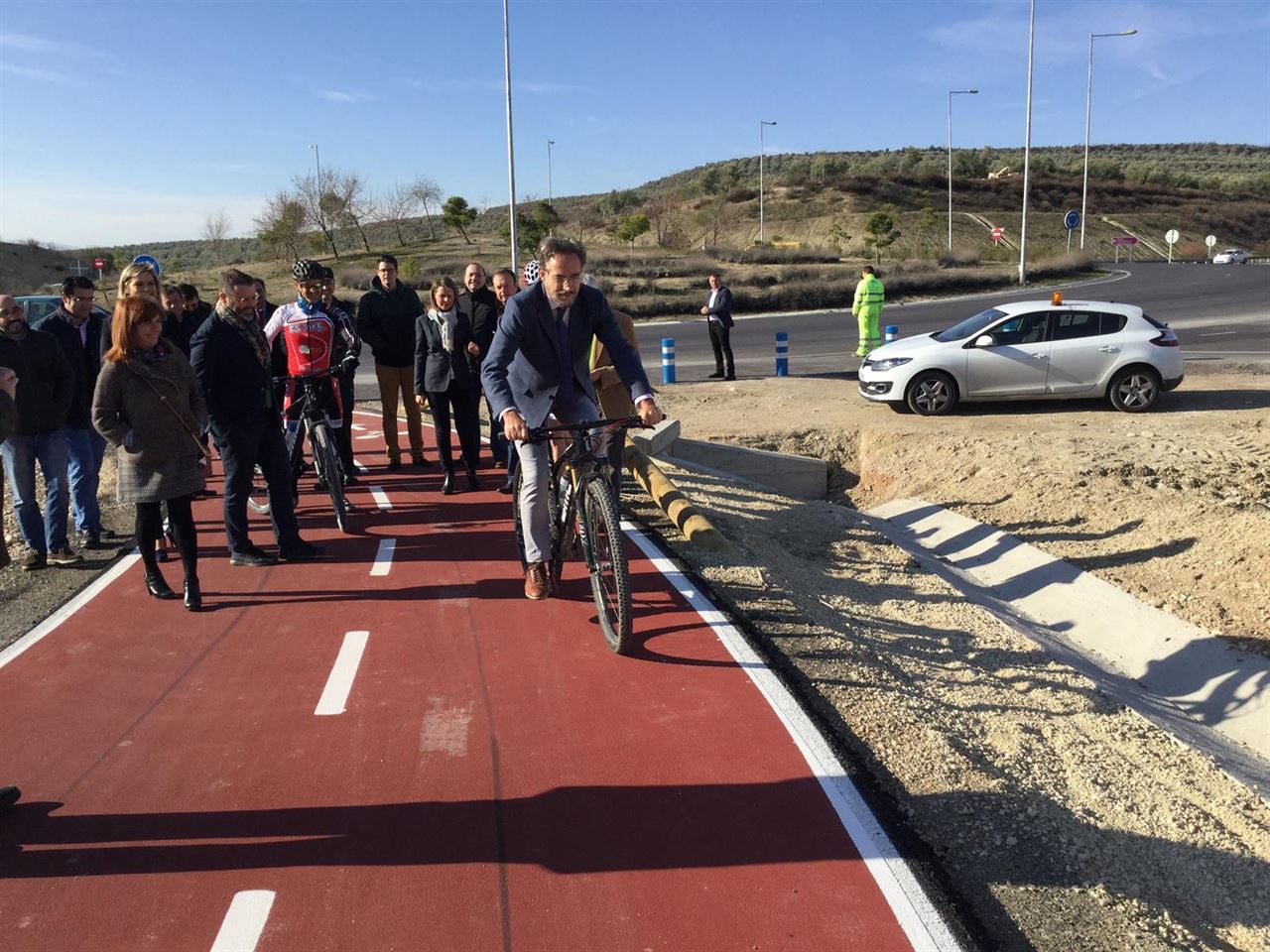 Nueva pasarela ciclista en la A-316 entre