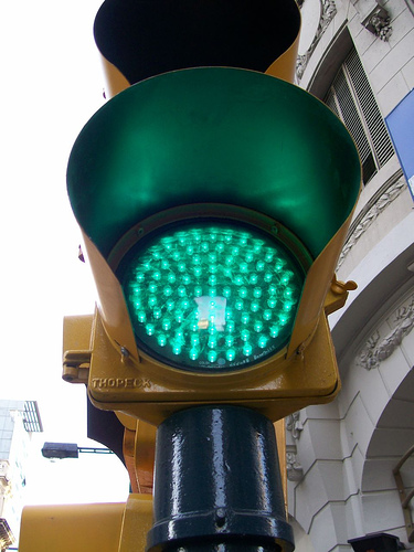 Irun consigue un ahorro energético de 70.000 vatios en un año gracias a la instalación de nuevas bombillas y semáforos LED