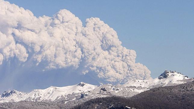 Las cenizas y la sequía continúan devastando la vegetación patagónica un año después de la erupción del Puyehue