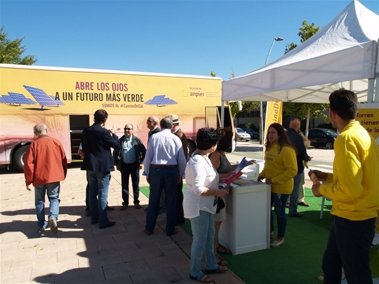 2.000 familias aragonesas afectadas ‘gravemente’ por sus inversiones en plantas fotovoltaicas